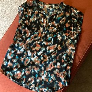 Dalia collection v neck blouse with cap sleeves